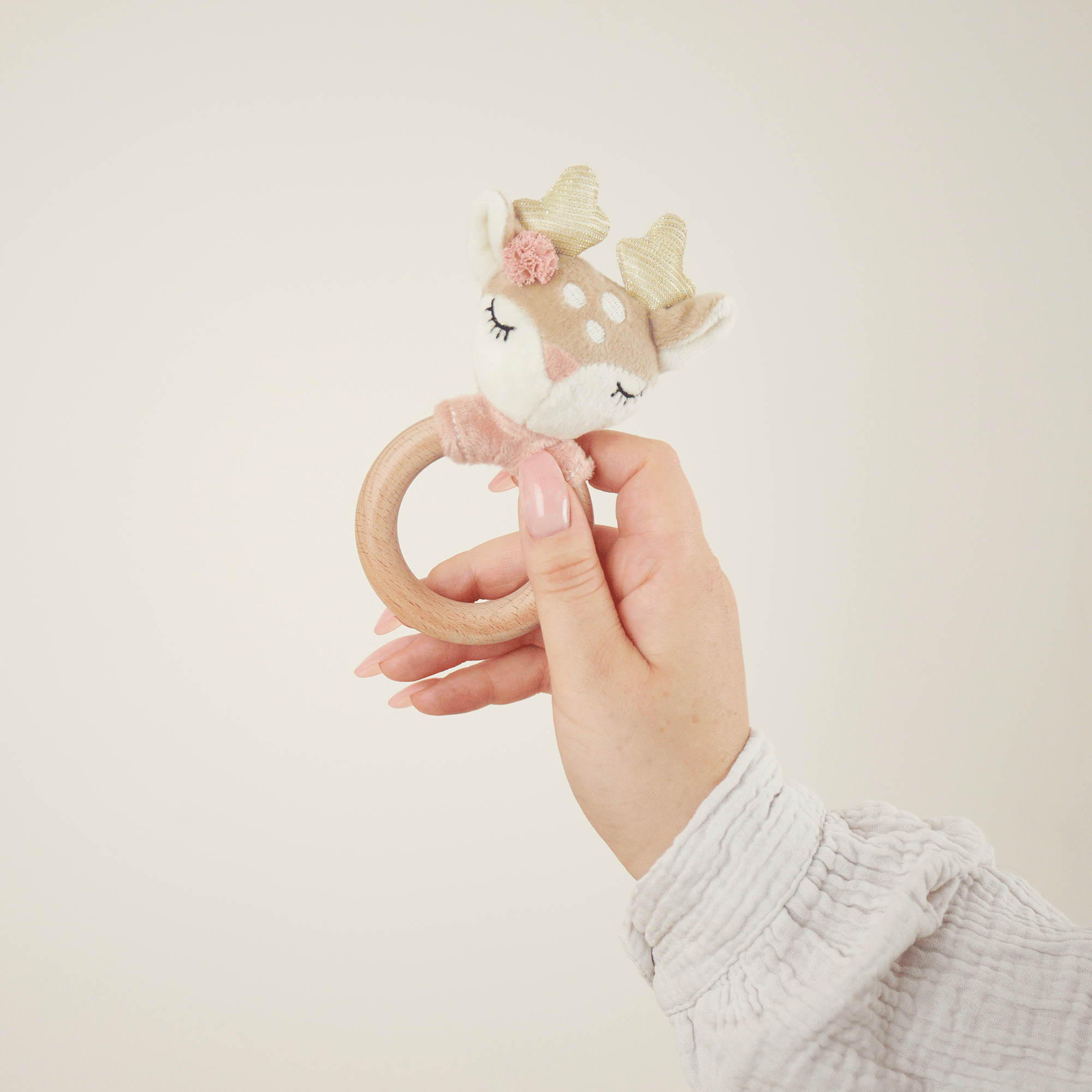 Hochet pour bébé personnalisé gravé en forme de cerf