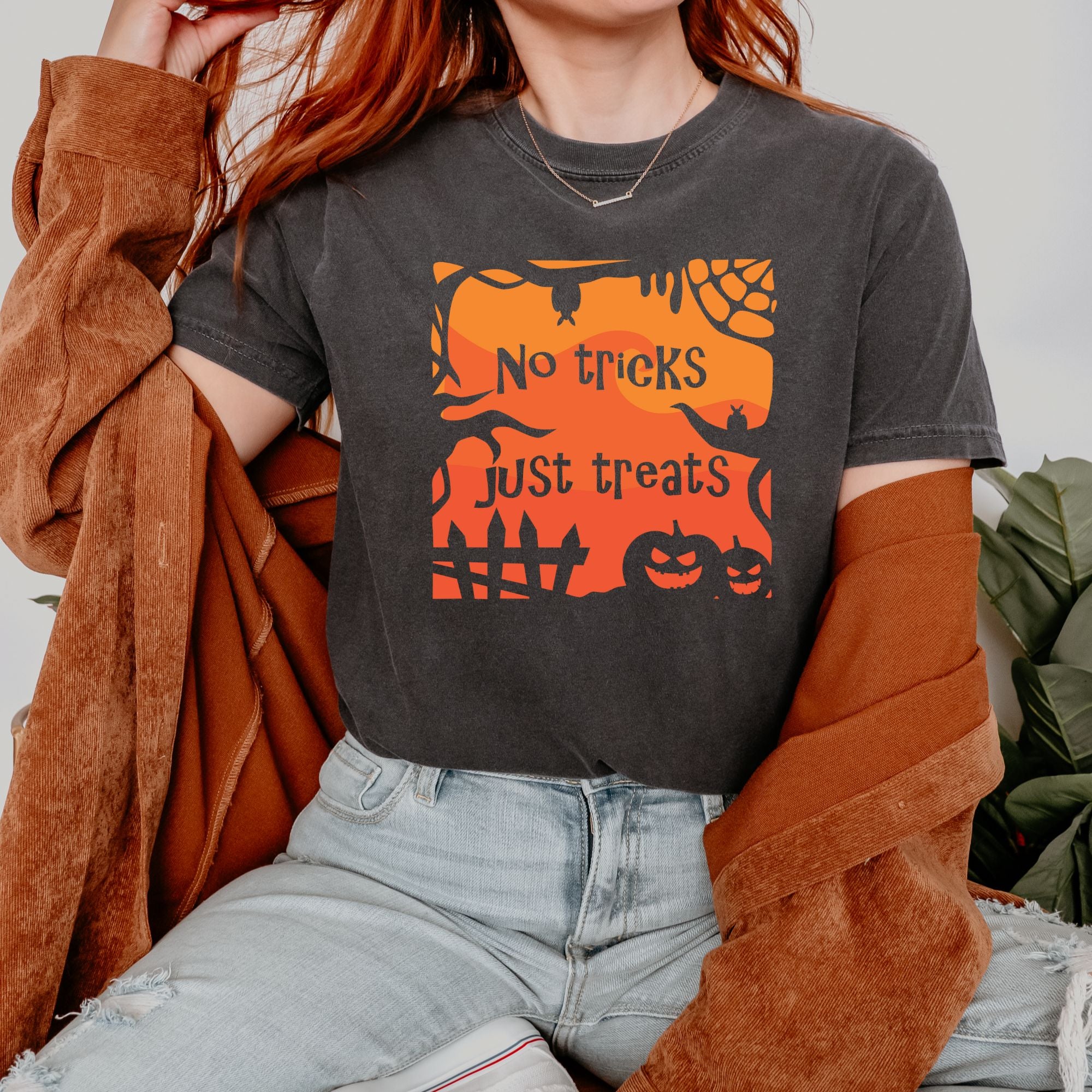 T-shirt d'Halloween Pas de farces, juste des friandises