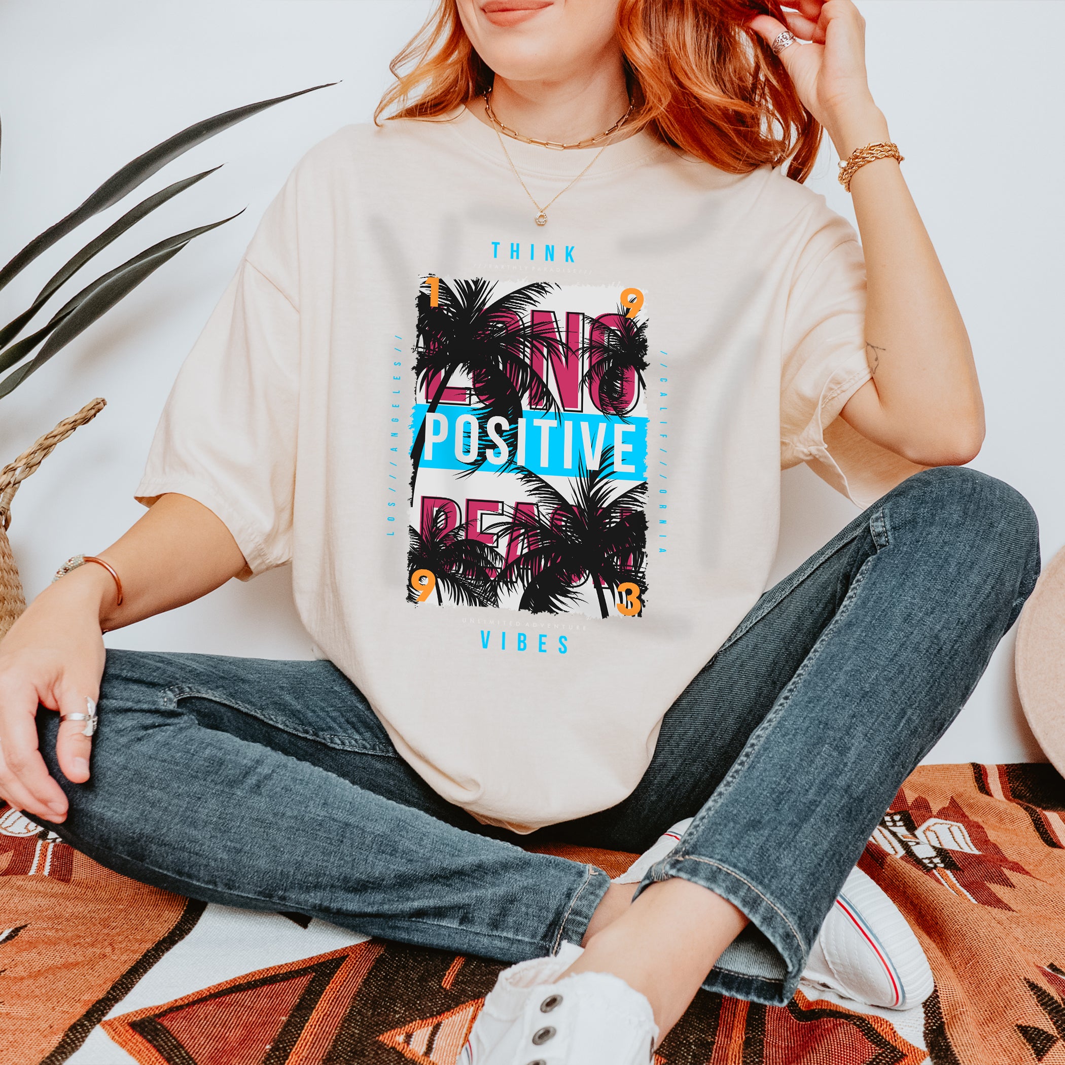 T-shirt unisexe d'été Think Vibes