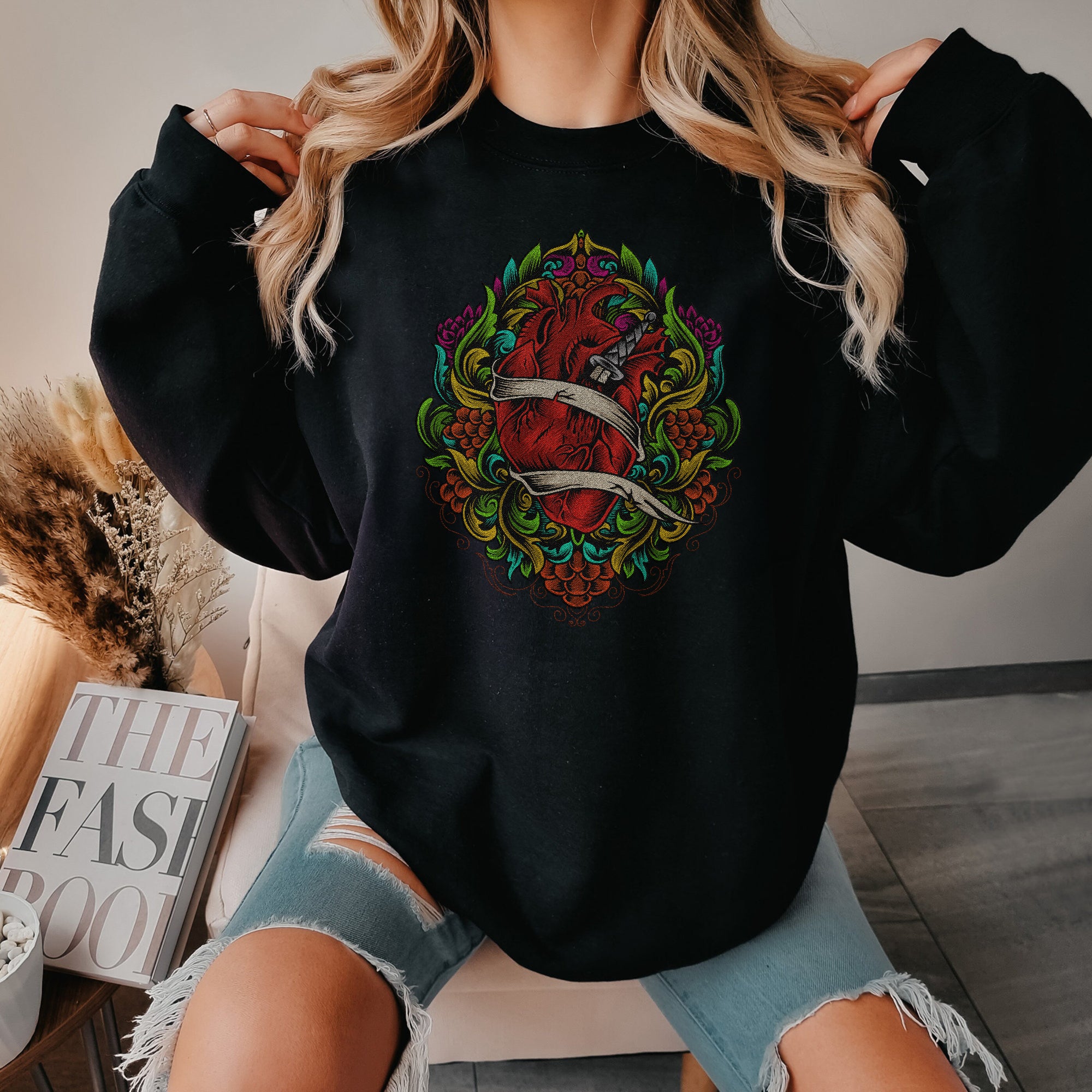 Embroidery sweatshirt Heart Ornament Colorful