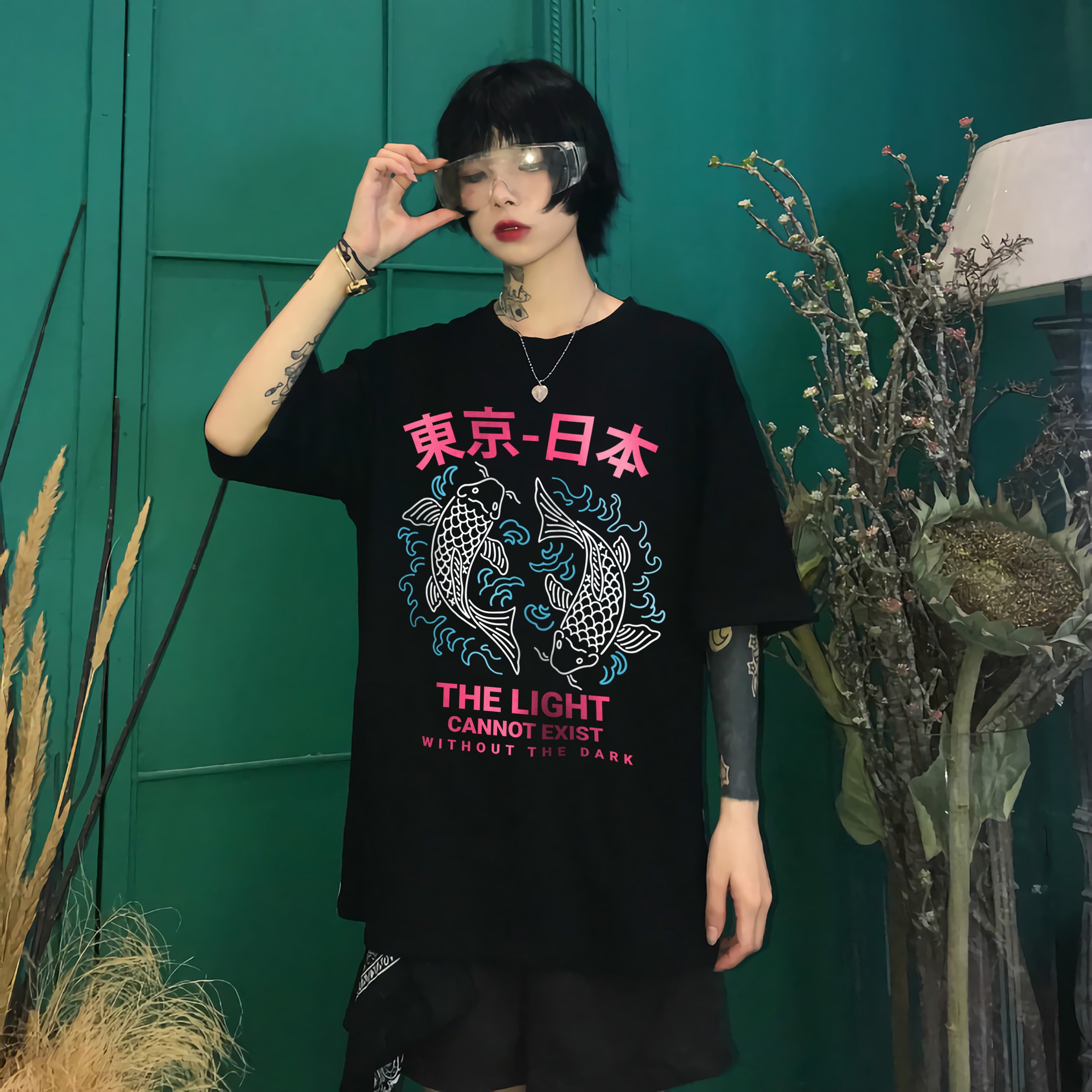 Japanese Style T-Shirt Tokyo The Light Cannot Exist Fish