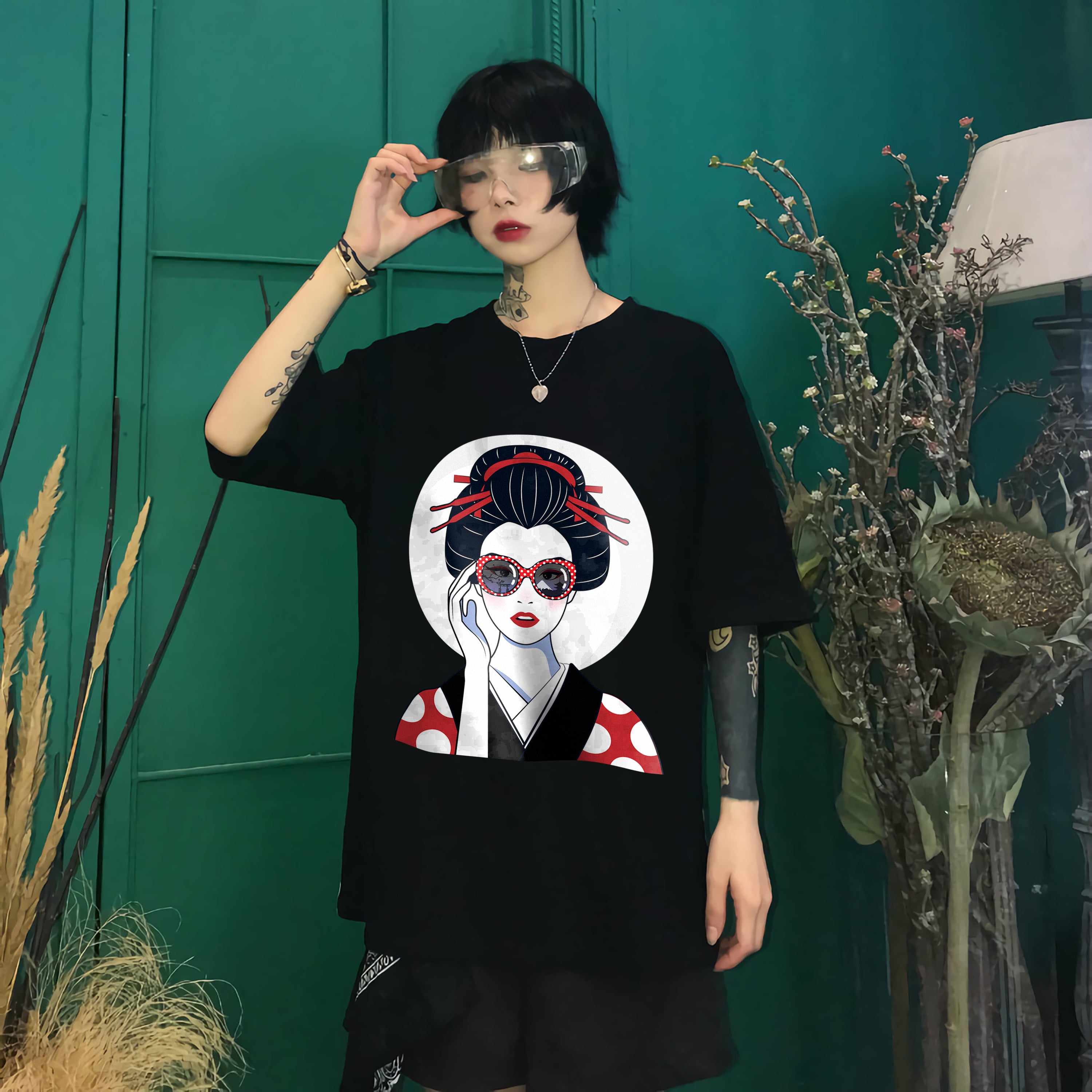 Japanese Style T-Shirt Geisha Tokyo Girl