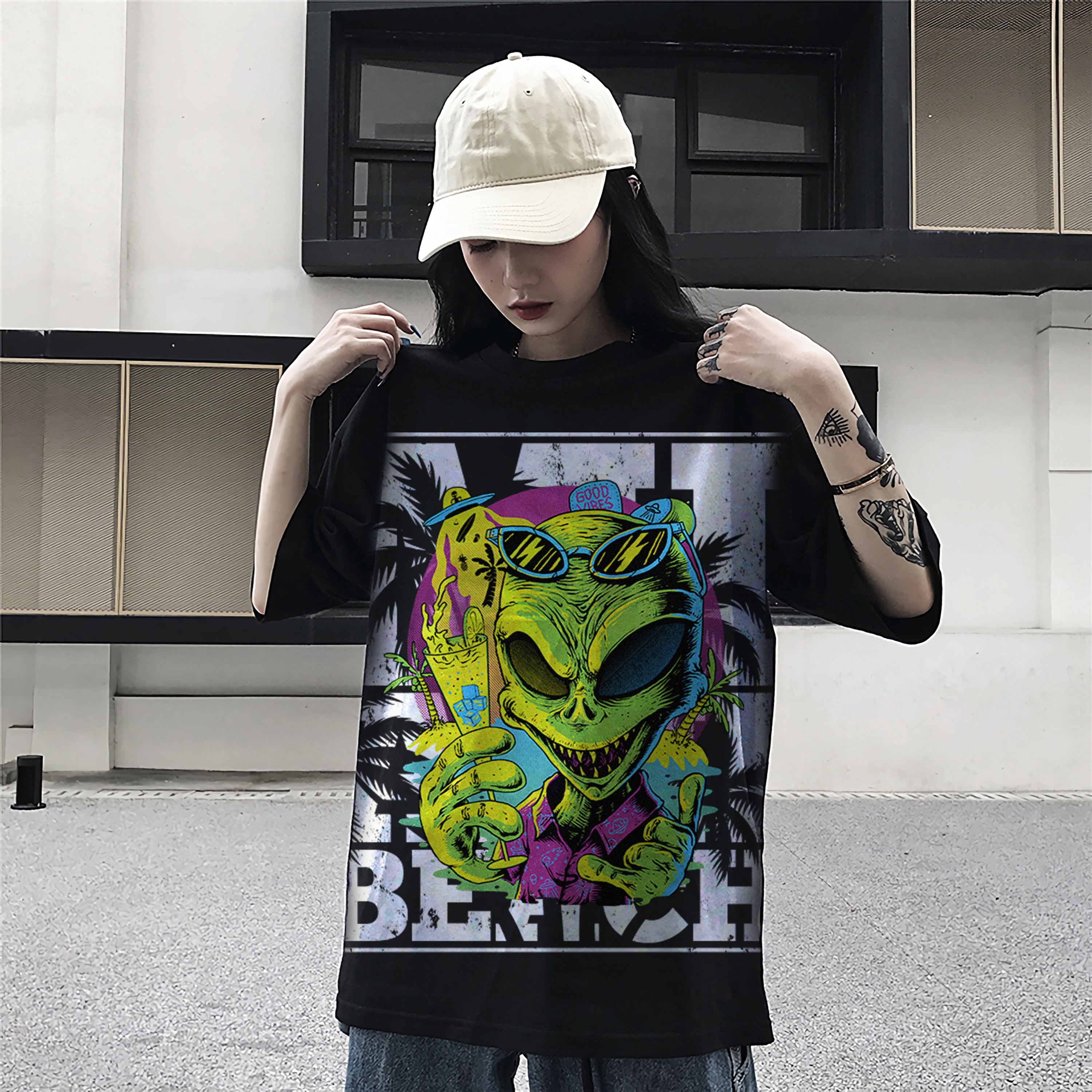 Oversize graphic T-shirt Miami Alien Beach