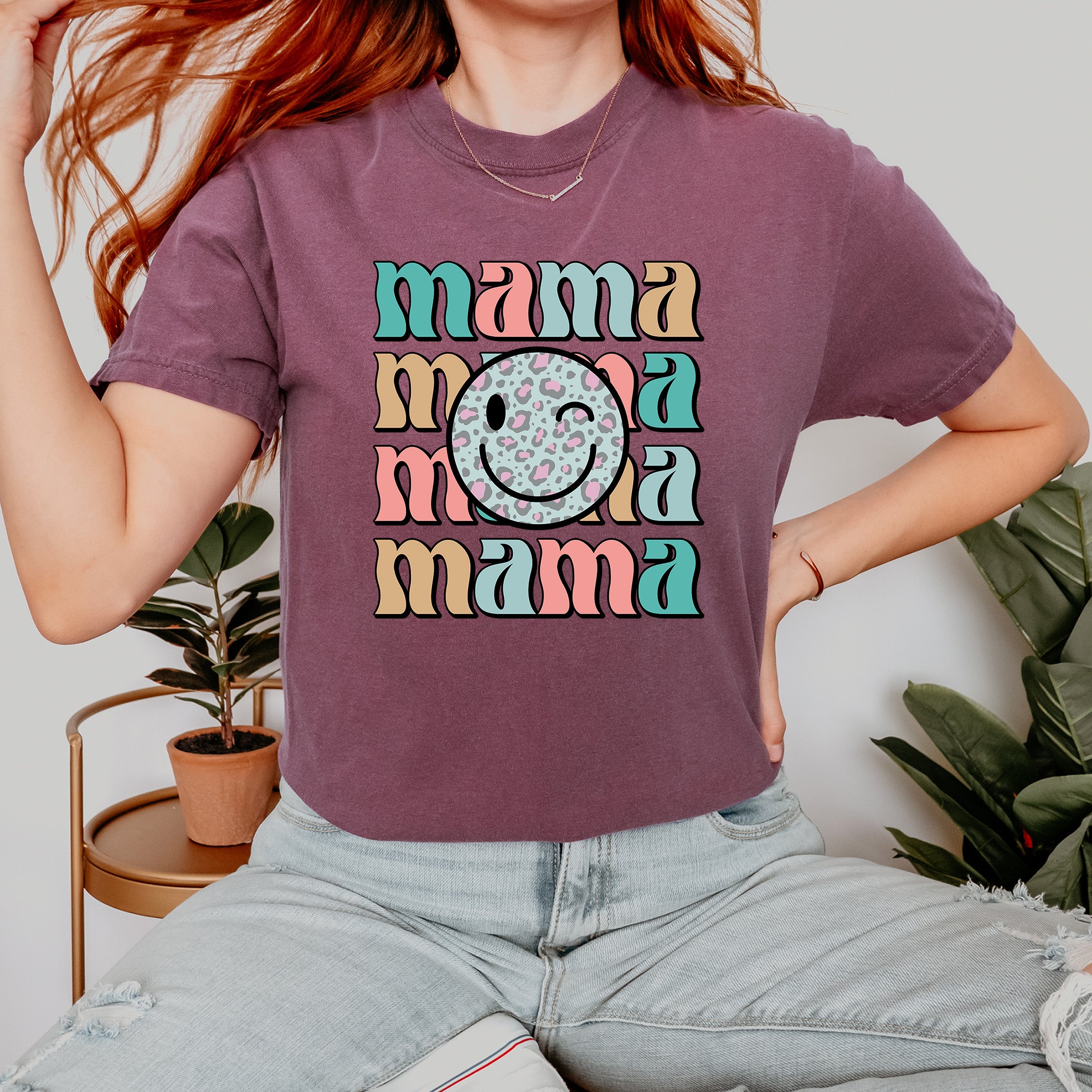 Retro Mama T-shirt Smiley